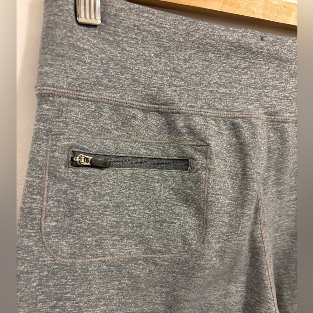 Lululemon Relaxed Fit Pant | Heathered Slate | Size 6 - Picture 12 of 12